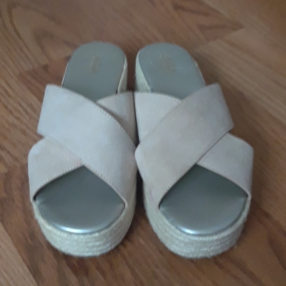 Sandals NWOB